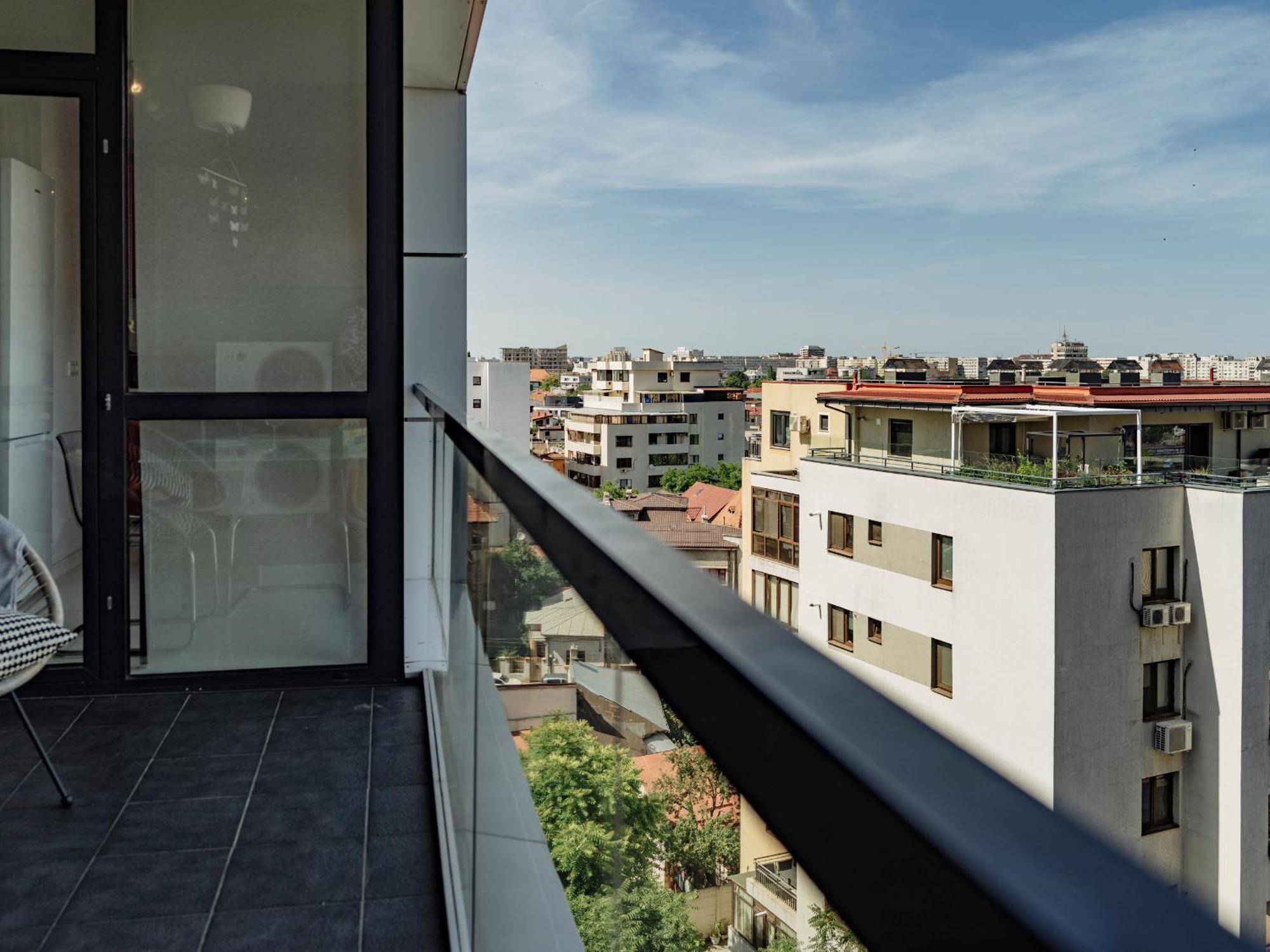 Bright Apartment , Modern Amenaties Bucharest Exterior photo